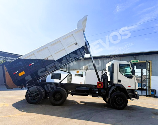Volquete Volvo VM 6X4