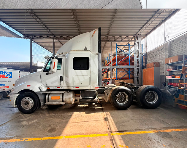 Remolcador International PROSTAR 122 6X4