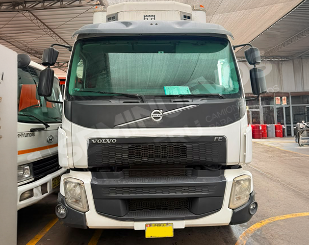 Furgón Frigorífico Volvo FE 6X2R
