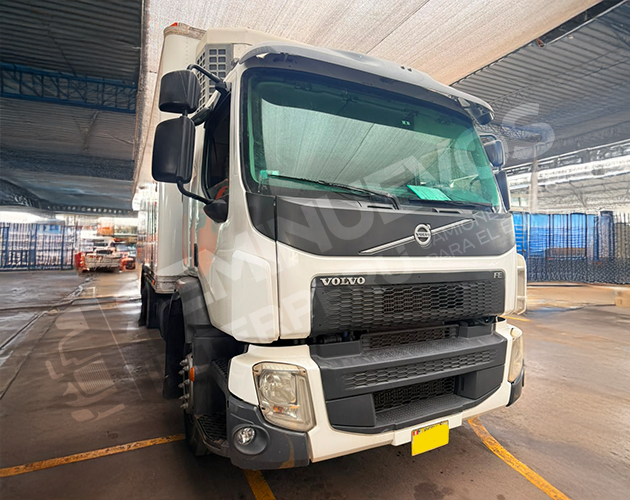 Furgón Frigorífico Volvo FE 6X2R