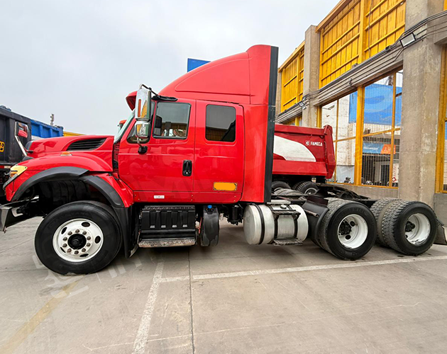 Remolcador International 7600
