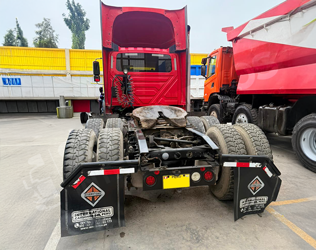 Remolcador International 7600