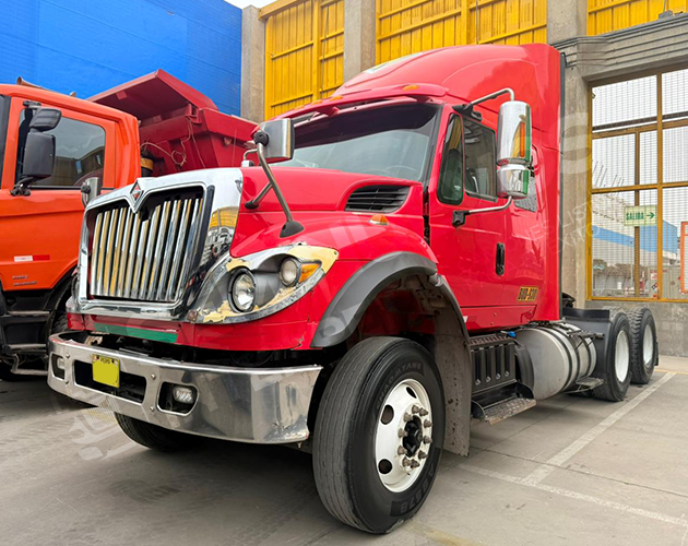 Remolcador International 7600